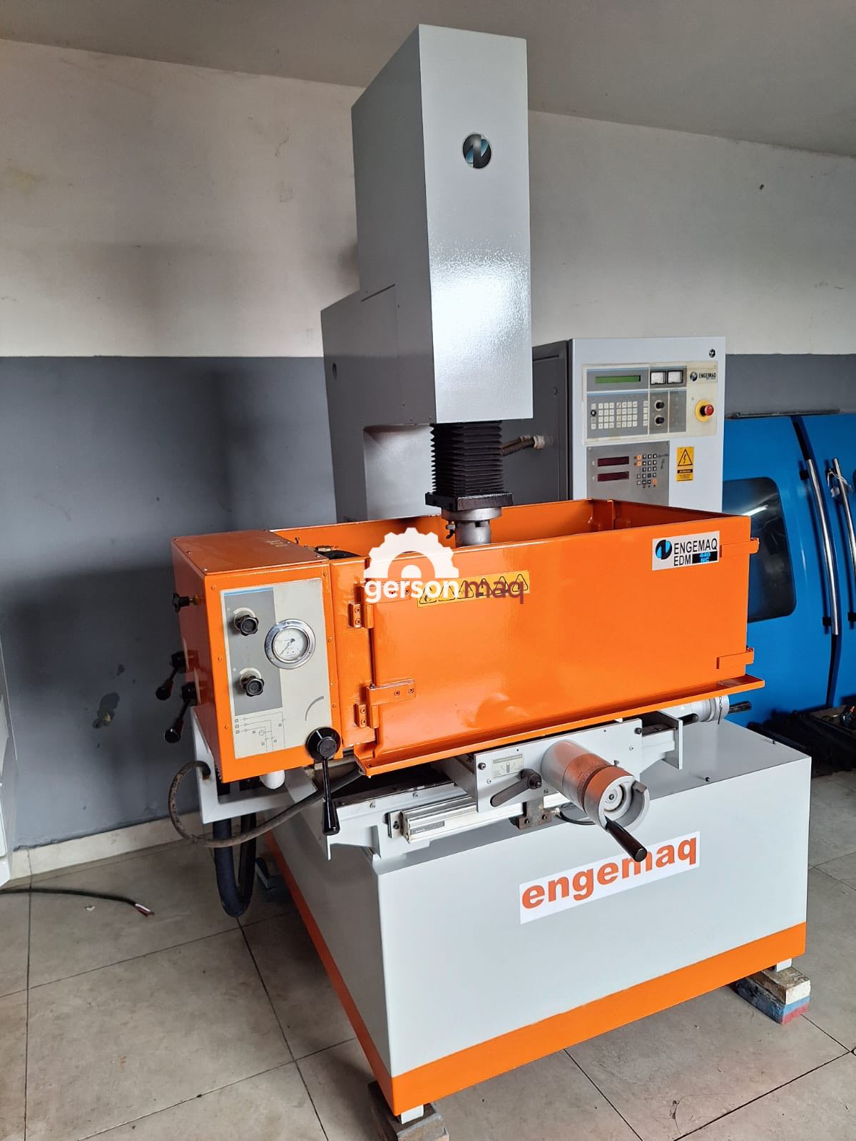 ELETROEROSAO A PENETRACAO ENGEMAQ EDM440 NC